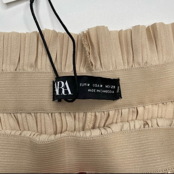 ZARA Cream Pleated wide leg Palazzo Pants M - Picture 6 of 9